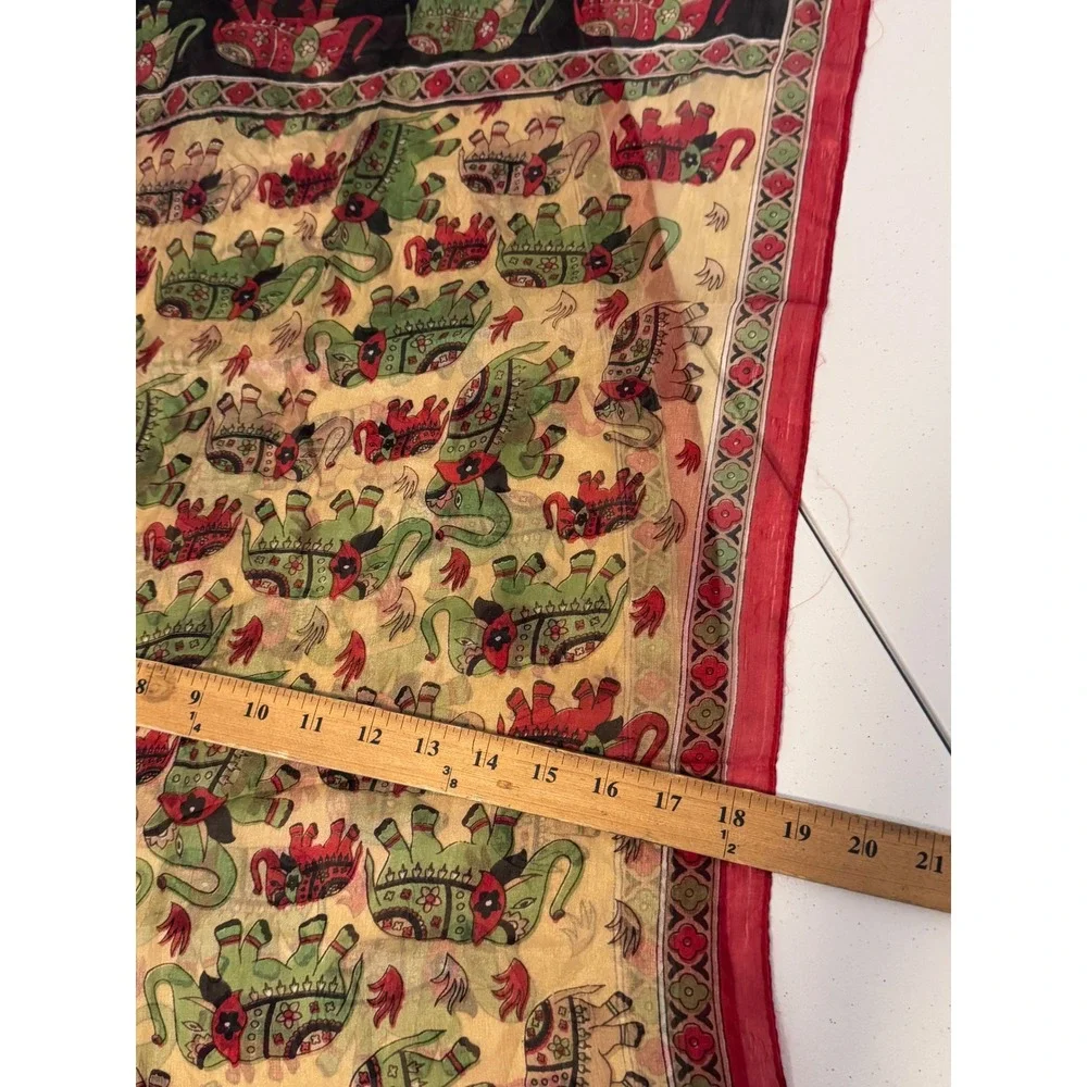 Vintage‎ 100% Pure Silk Elephant Print Scarf Red Green Gold Made in India 66